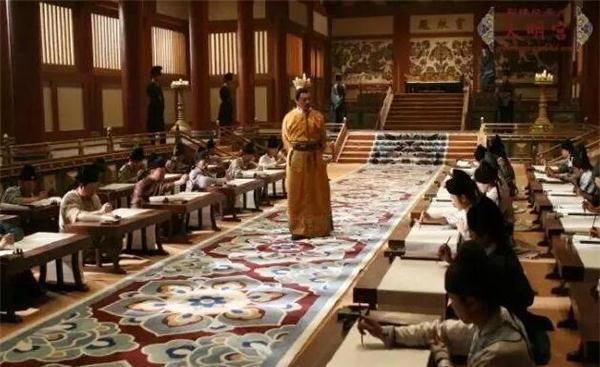 嘉靖皇帝#明朝第一才子杨慎写下一首千古绝唱,仅开头2句,就足以惊艳岁月