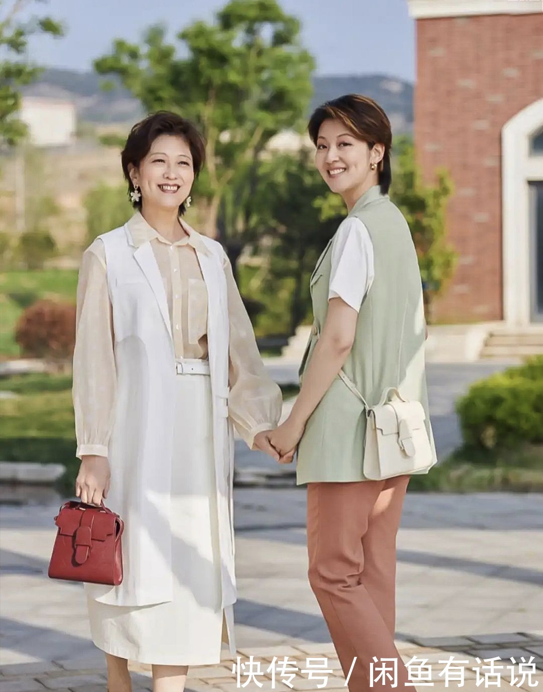 轻薄|女人上了年纪,肚子上有肉建议穿这3条“遮肉裙”,女儿都夸显瘦