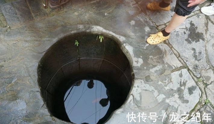 古诗词@笑一笑,十年少,献上2首妙趣横生的古诗词,供君会心一笑