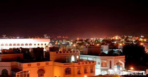 人民|老爹统治国家很穷，儿子看不过夺权，转手打造个经济强国