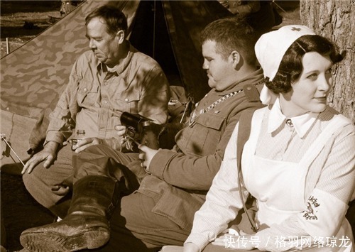 不信|战场上佩戴特殊标记的人不能杀，日本人不信，结果多17万人被杀