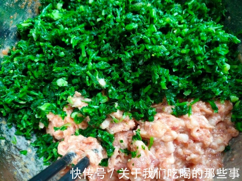 饺子馅怎么调才好吃?记住“5加3不加”,饺子鲜嫩多汁,油润香浓