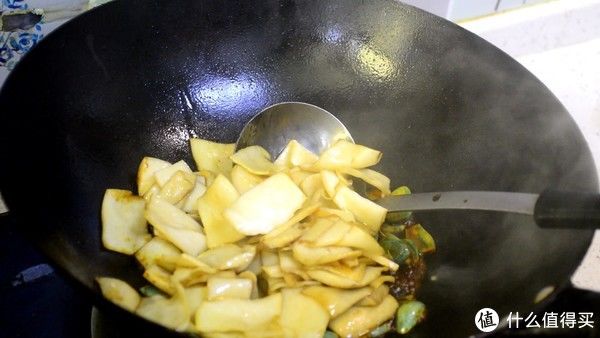 白糖|腊八蒜和杏鲍菇是绝配,简单一做,好吃到汤汁都不剩