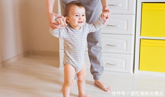 发育|宝宝学走路,这三个误区“害娃不浅”,很多父母经常做