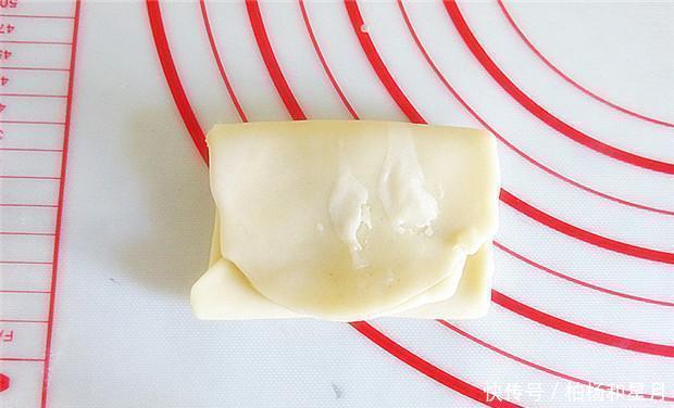 不厌|百吃不厌的椒盐酥饼,一次做了8个,留着当零食,连吃三天都不腻