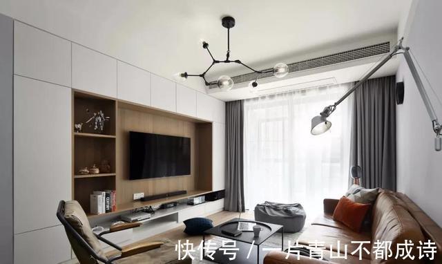 利用率|越来越多人舍弃“装饰型”电视墙,学她家打一排柜子,真的超实用