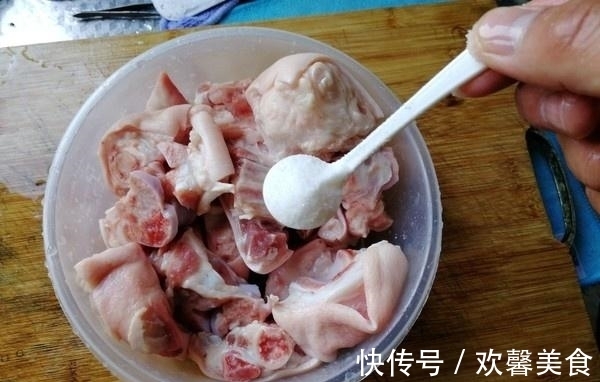 搅拌均匀|慈禧最爱美容佳品就是“它”，每周吃1次，补充胶原蛋白防衰老