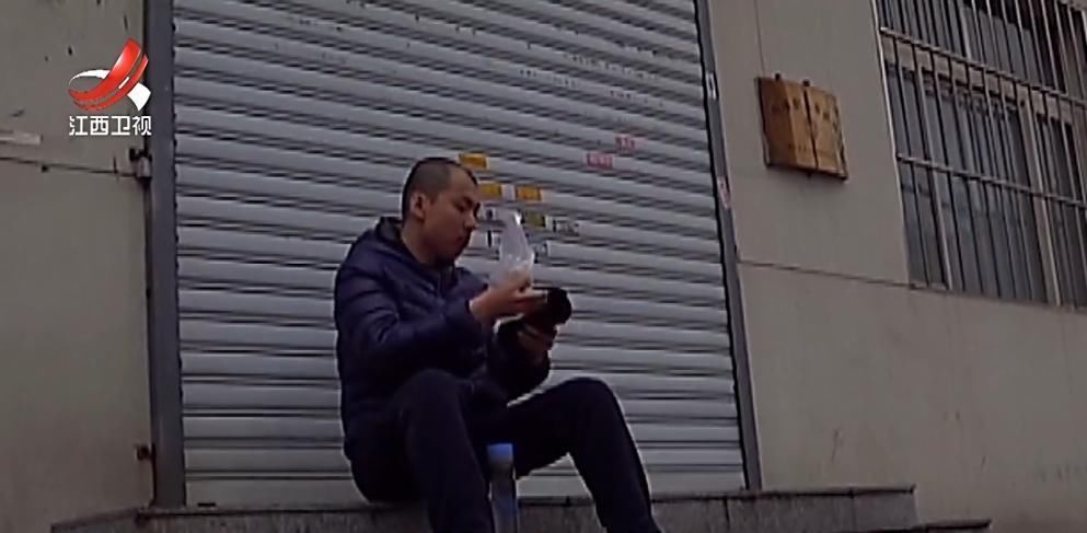 跑步|捐肝救女却查出脂肪肝,父亲减肥每餐一块饼,五十天狂奔一千公里