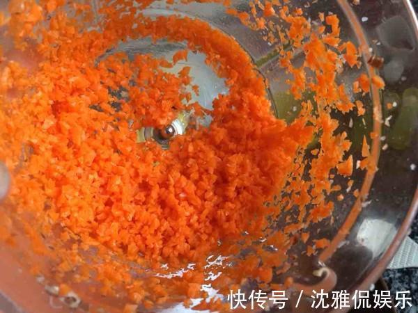 女儿放假非要住外婆家，说外婆做饭好吃，发来照片一看，惊了！