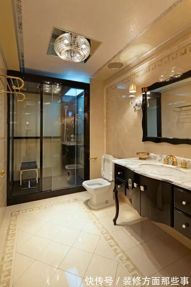 三居室|160平欧式三居室,夜幕下一盏鹿角壁灯让人觉得温馨