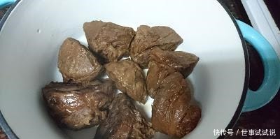 卤牛腱时,记住不能放它,放它这锅就废了,怪不得牛肉又柴又难吃