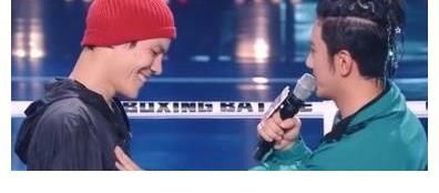 向佐打拳击输给了肖顺尧引起热议,网友们争议的焦点是什么?