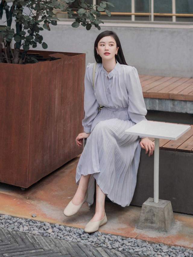 层次感|初秋这样穿明明很简单，但气质与高级并存，照着穿就能做到很洋气