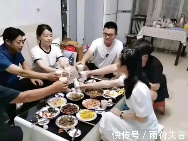 小黄车|田静关小黄车并非有人干涉影响，而是自己主动关闭，专注品牌带货