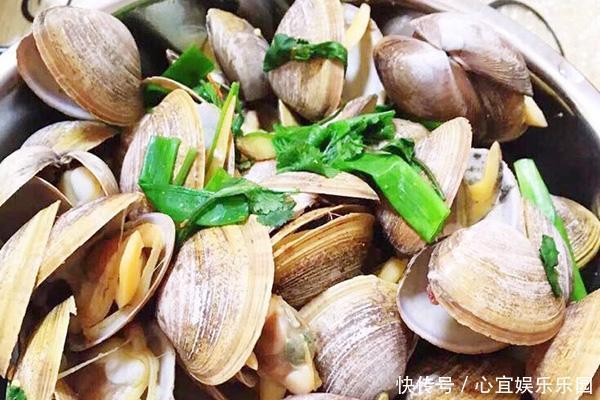 寄生虫扎堆的“美食”,宁可不吃,也别贪嘴,吃货们别不当事