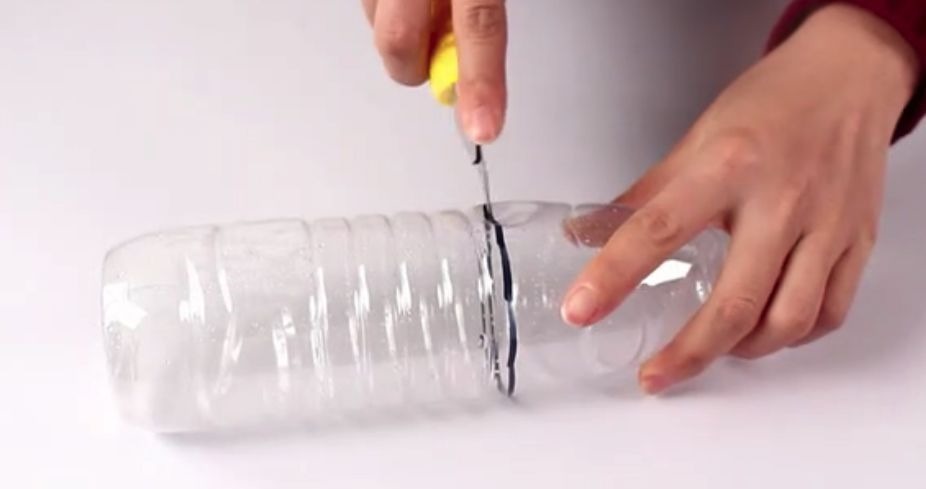 窗帘|她把塑料瓶放在窗帘上,解决了千万人的烦恼。。。