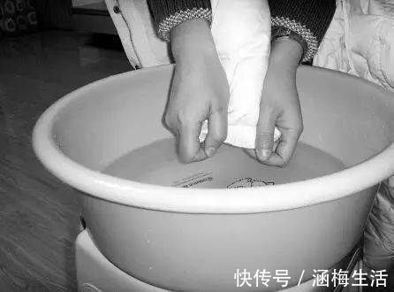 液体|没想到，清洗羽绒服神器竟藏在你家厨房里！