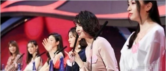 隐瞒身份参加《非诚》被无情灭灯,无奈说出父亲大名,女嘉宾傻住