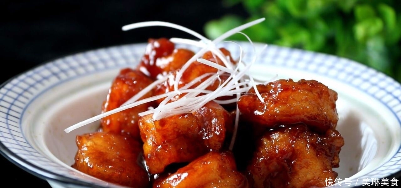 教你做抓炒大虾,虾肉一点也不老,外酥里嫩,包裹着酸甜咸的酱汁