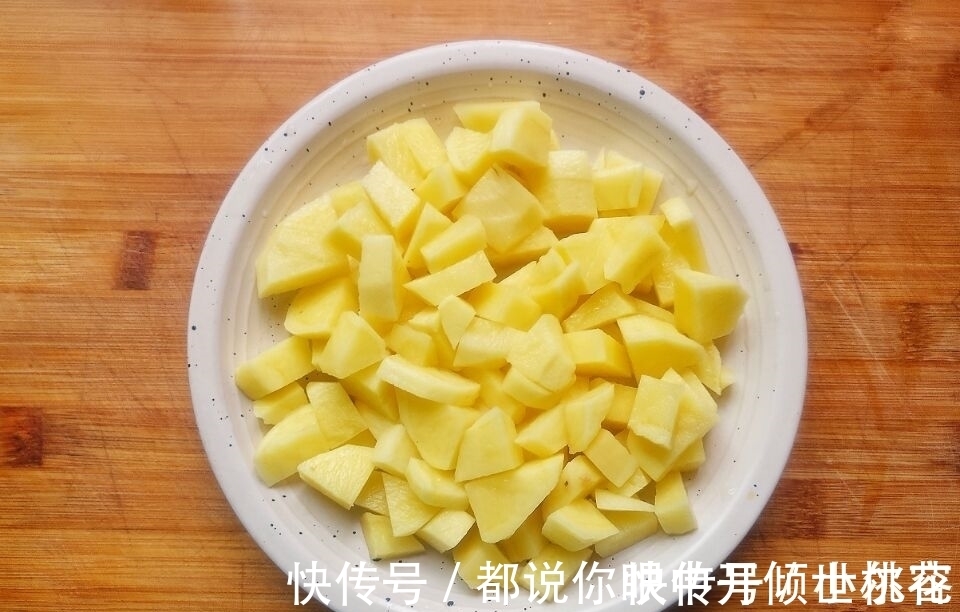 土豆|炸酥肉别只知道加淀粉,多加一样食材,成品更加香酥好吃,试试吧
