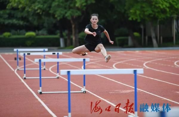 清华大学|励志！海南华侨中学女生黄小雪“跑”进清华大学