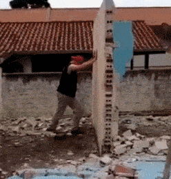 |搞笑动图：妹子，你这是相亲成功了吗？