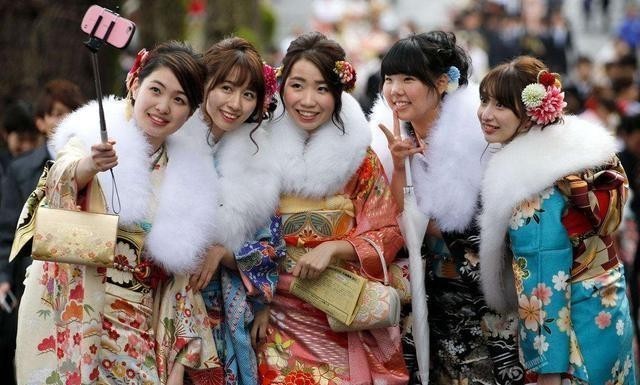 女人|二战日本投降后,日本27万女人下场有多惨?令人心酸不已