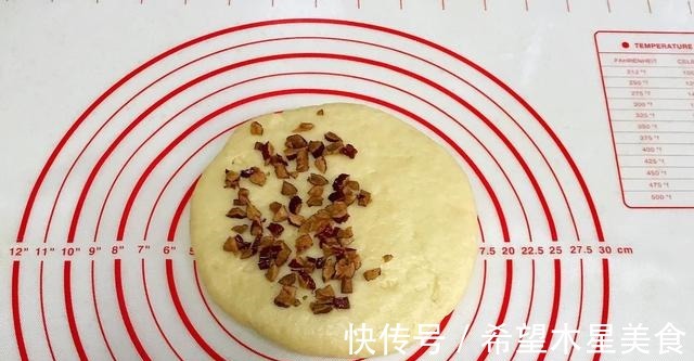 司康|美味的英式点心红枣司康在家做,可口美味,制作简单!