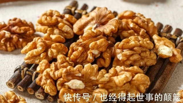 加速器|骨质疏松的“加速器”不止核桃,北大院士呼吁:“2黄1白”也要少吃