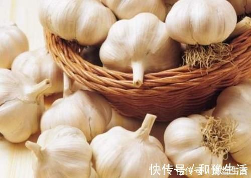 咳嗽|大蒜还在只用来吃?分享6个大蒜的小妙用,解决了生活中的烦恼