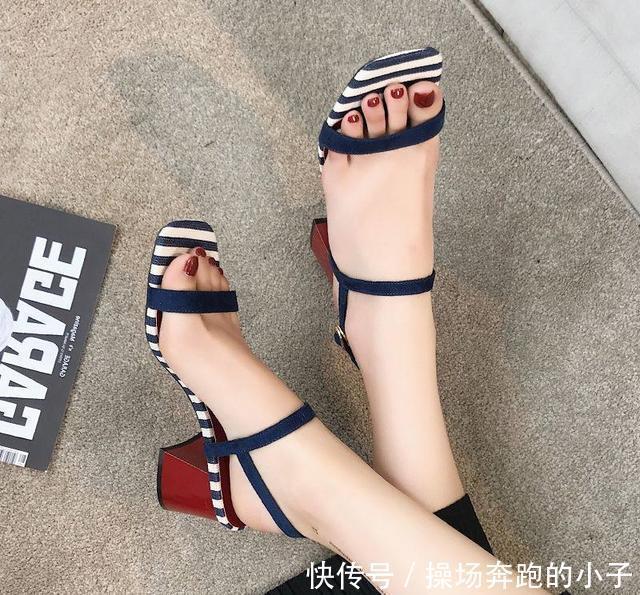 简单|一字扣高跟凉鞋,简单大方又性感