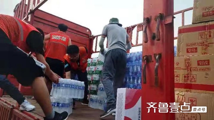 新乡市|博兴县兴福镇爱心企业向河南捐献救灾物资