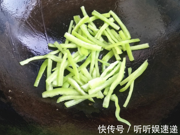 这道菜|白菜萝卜靠边站,它才是“菜王”,2块钱1斤,常吃清垃圾抗衰老