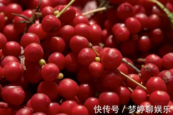 花生仁|被内科医生拉入黑名单的4个菜,比喝酒还伤肝,肝病患者要谨记