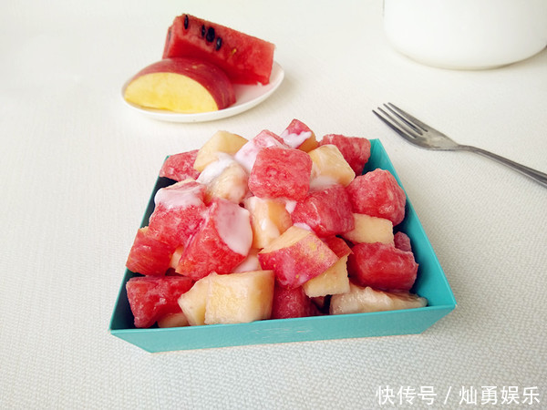 沙拉|番茄炒花菜,百搭凉拌汁,孜然五花肉,水果沙拉,的做法