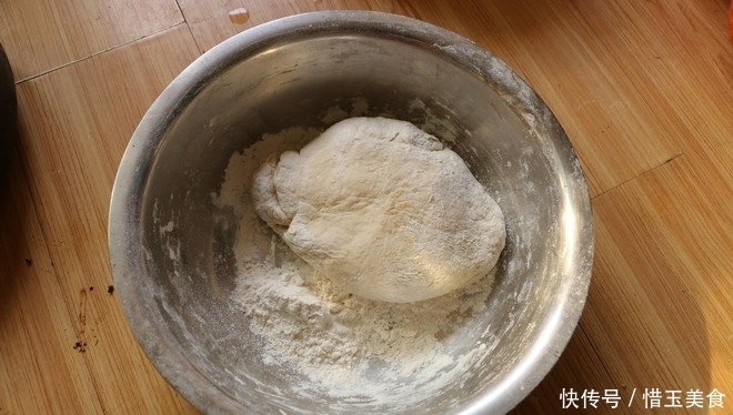 茴香|吃煎包一定要吃这个馅的,一年365天吃都不够,皮薄馅大,过瘾