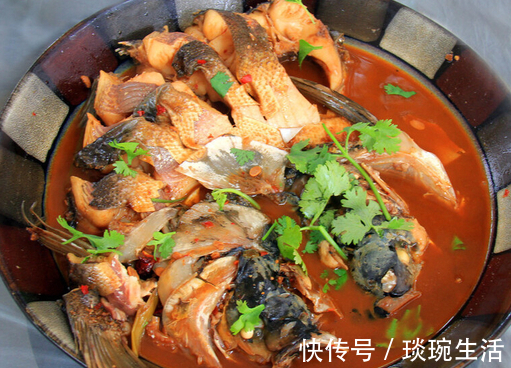 鱼肉|不管炖什么鱼，去腥别只会放料酒，多放这2样，鱼肉鲜香没腥味