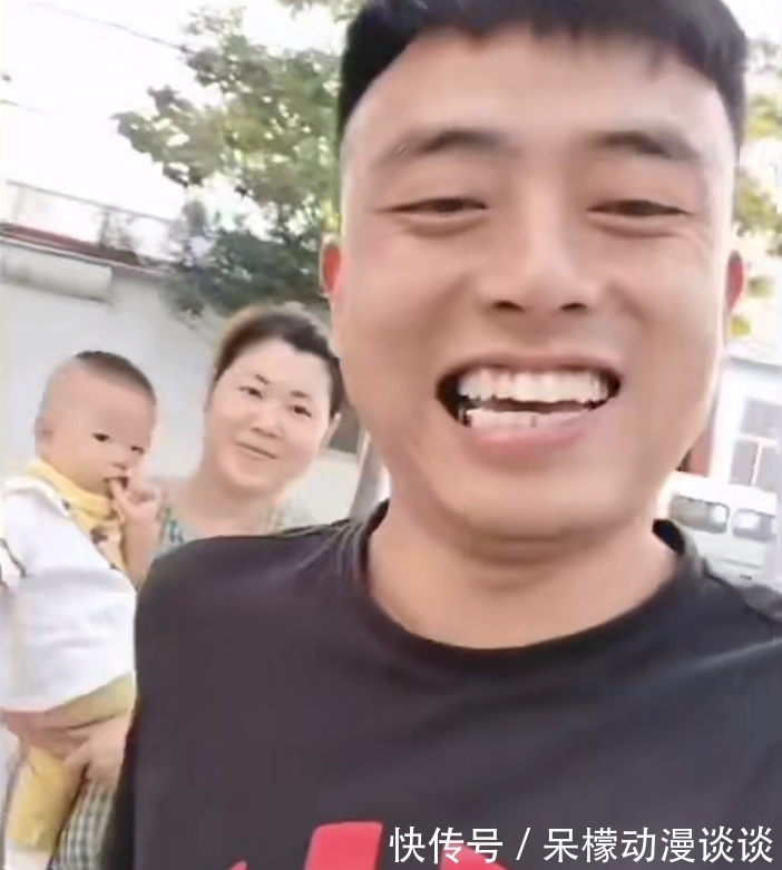 半个月|靠着3句脏话,半个月涨粉1000万:被停播的铁山靠,现在怎么样了