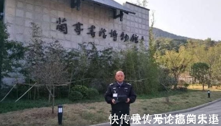 兰亭奖#书法博物馆保安许一飞:苦练书法13年走红,今手抄金刚经值2.5万