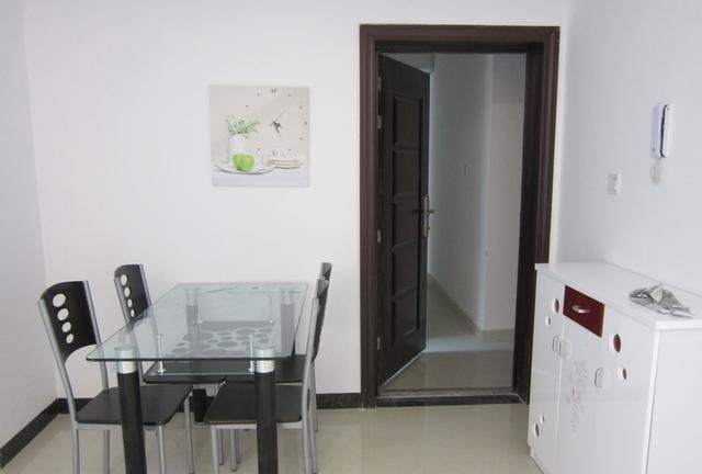 装修|没钱只能刷白墙,88平简单装修只花6万,邻居都说不相信!