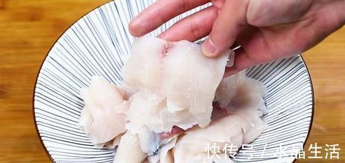 鱼片怎么腌才嫩滑爽口?饭店大厨教你一个小秘诀,顺序一定不能错