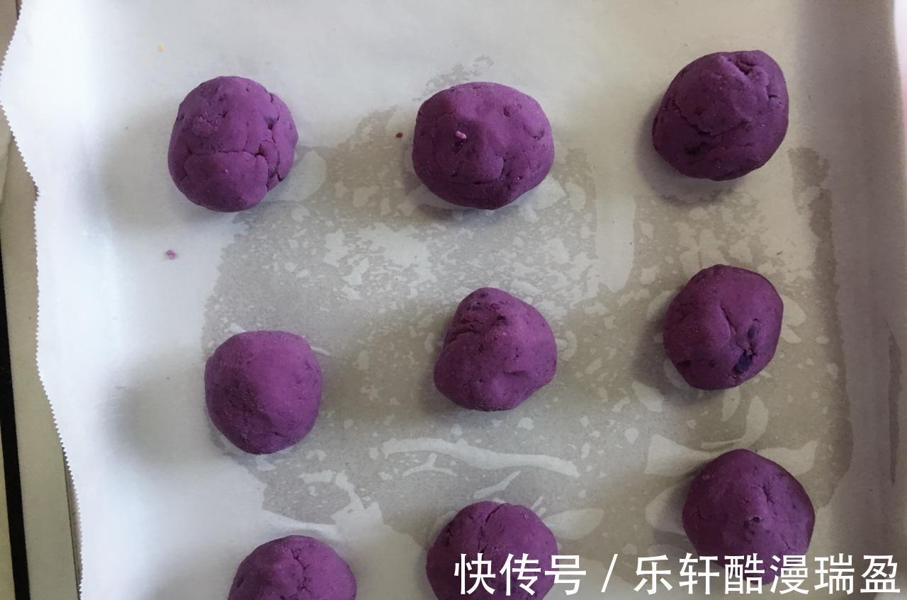 烤箱|家常版紫薯豆沙糯米饼,香糯可口,制作简单
