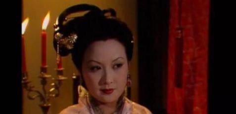 袭人$红楼梦中最刁钻的奴才,连探春都惨遭欺负,最后黯然收场!