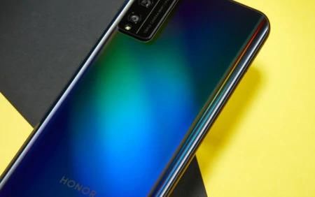 Pro|荣耀Play4 Pro体验：麒麟990 5G加持，年轻用户的全能旗舰手机