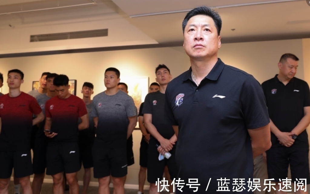 北京首钢|CBA三消息,原帅打爆网红,李春江聚齐三巨头,丁彦雨航传好消息