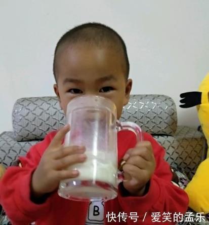 昕昕|婴儿被查出肾衰竭,只因吃错了辅食,未满1岁的娃别喂这3样东西!