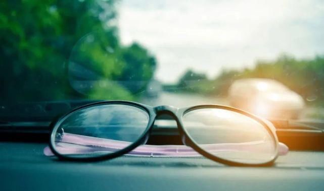 易燃易爆品|高温来袭，这些东西别放车里……