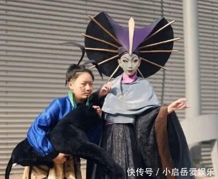 纣王|网友:纣王不早朝是有原因的!COS真人突破次元壁,迷恋妲己