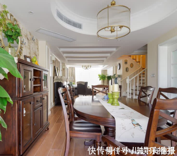 装修|170平新房,进门就被玄关迷住了,中式装修很大气,邻居约饭请教
