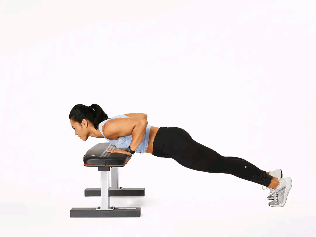 肌肉|老年朋友如何进行力量训练？分享一组动作，很适合老年朋友来做